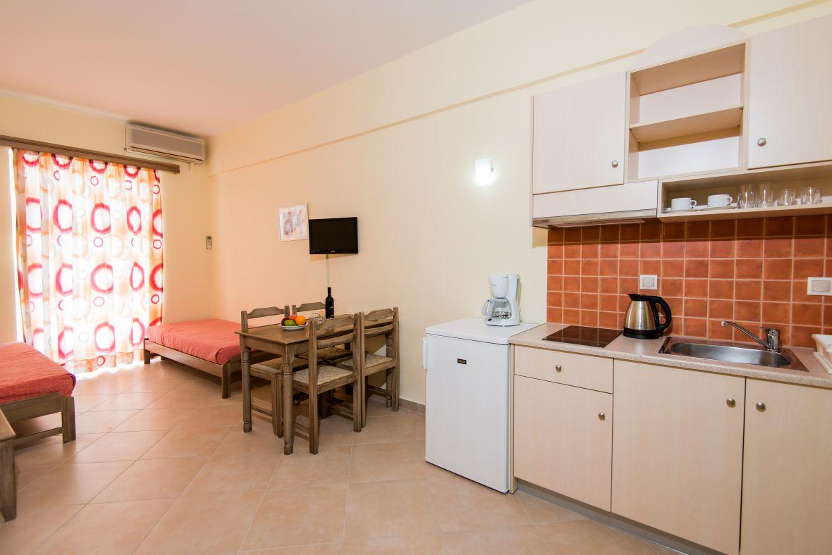 Daisy Hotel Apartments Resmo Dış mekan fotoğraf
