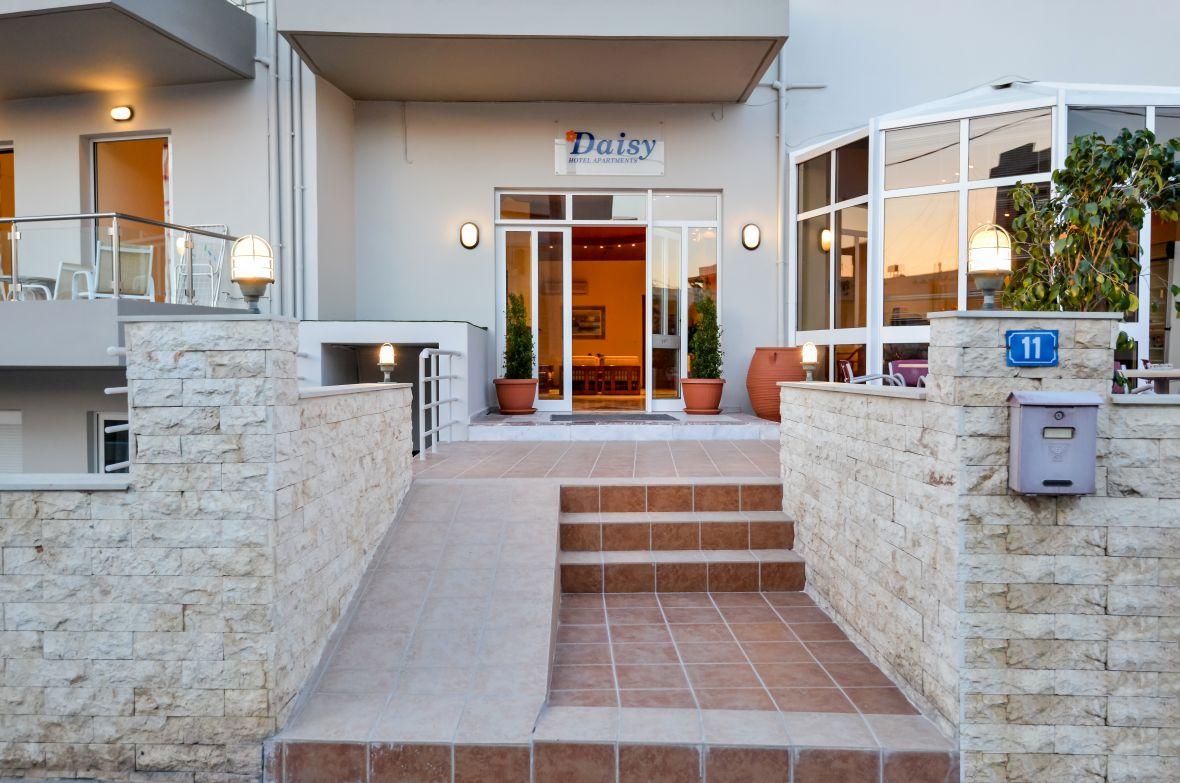 Daisy Hotel Apartments Resmo Dış mekan fotoğraf