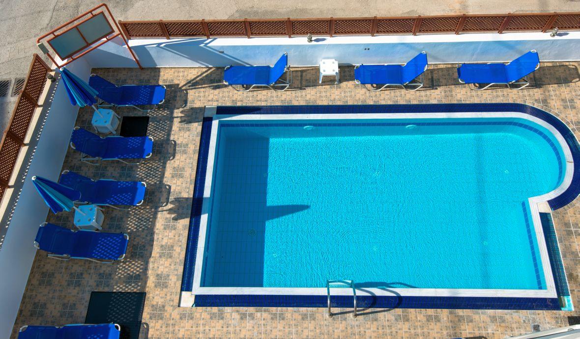 Daisy Hotel Apartments Resmo Dış mekan fotoğraf
