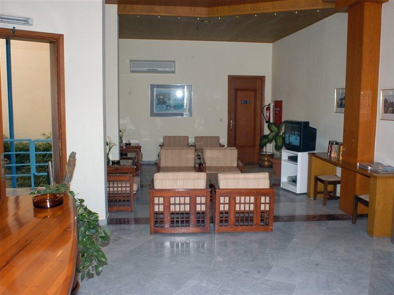 Daisy Hotel Apartments Resmo Dış mekan fotoğraf
