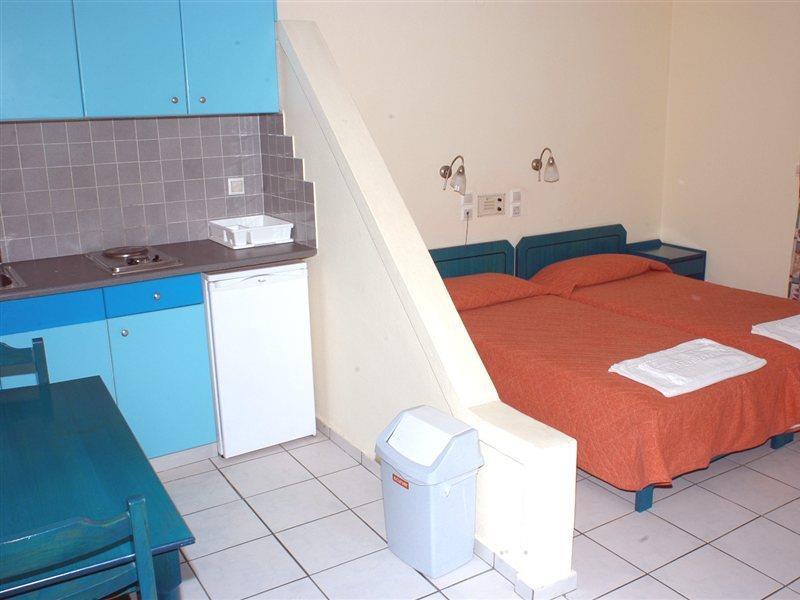Daisy Hotel Apartments Resmo Dış mekan fotoğraf