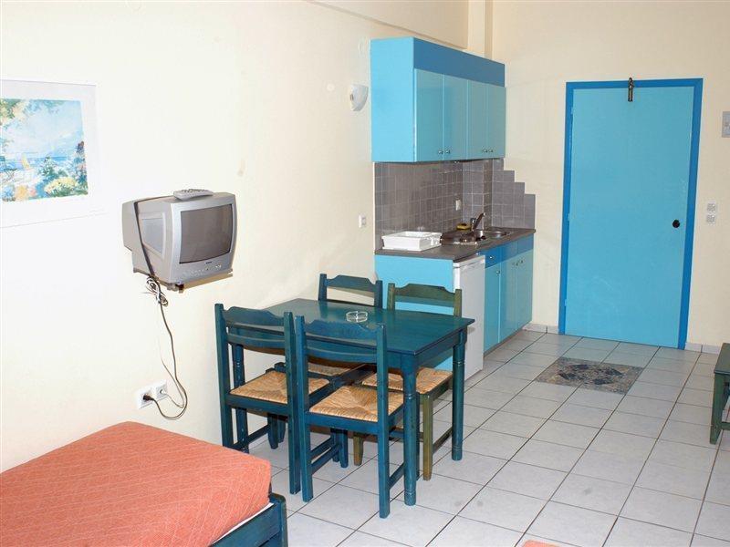 Daisy Hotel Apartments Resmo Dış mekan fotoğraf