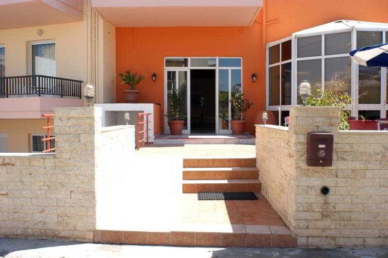 Daisy Hotel Apartments Resmo Dış mekan fotoğraf